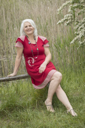 Robe rouge aux carpes Robe rouge aux carpes