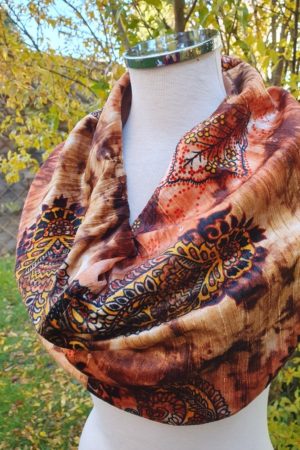 Tour du cou en laine et panne de velours Tour du cou en laine et panne de velours