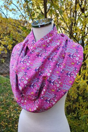 Tour du cou en coton rose Tour du cou en coton rose