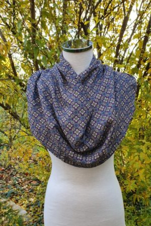 Tour du cou en lainage et polyester Tour du cou en lainage et polyester