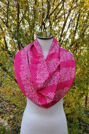 Tour du cou en laine et coton rose Tour du cou en laine et coton rose